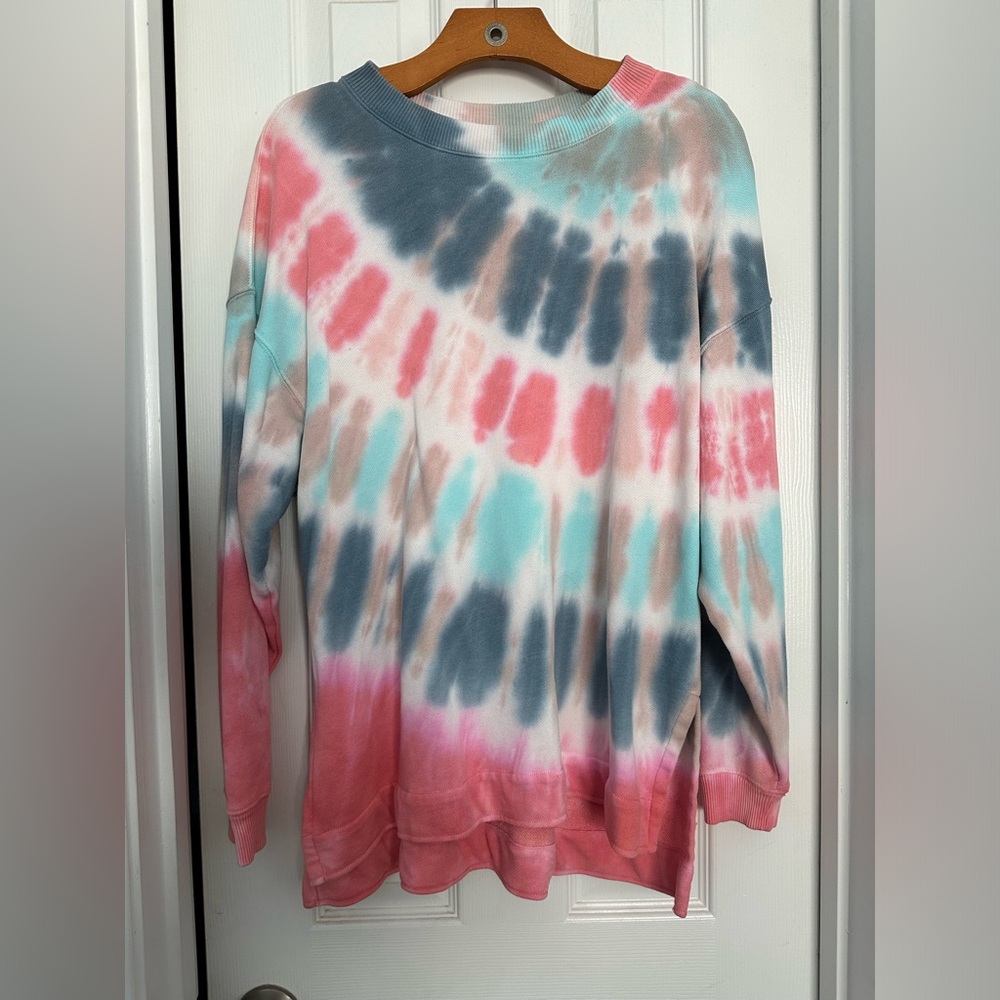 American Eagle Jegging fit tie dye, like new, S oversized fit!